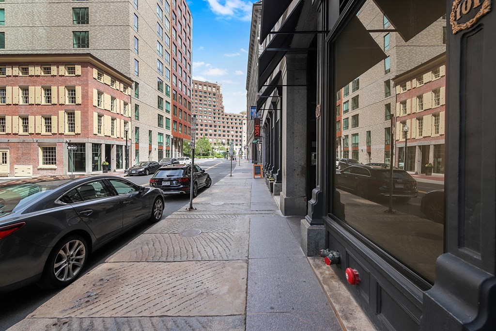 101 Broad Street, Unit 5C Boston, MA 02110 - Photo 25 of 29