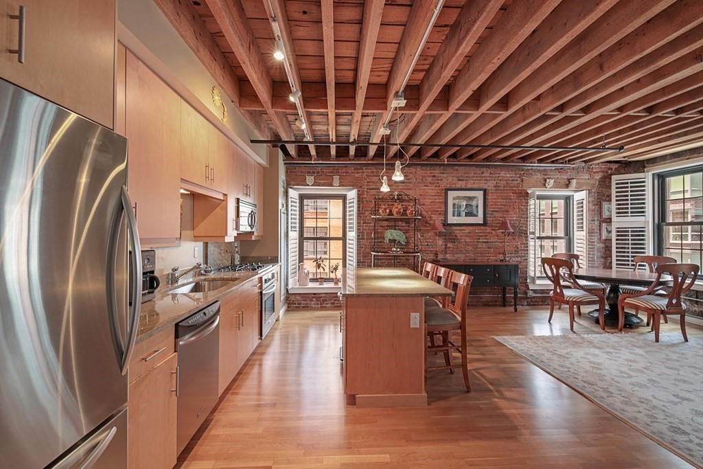 101 Broad Street, Unit 5C Boston, MA 02110 - Photo 4 of 29