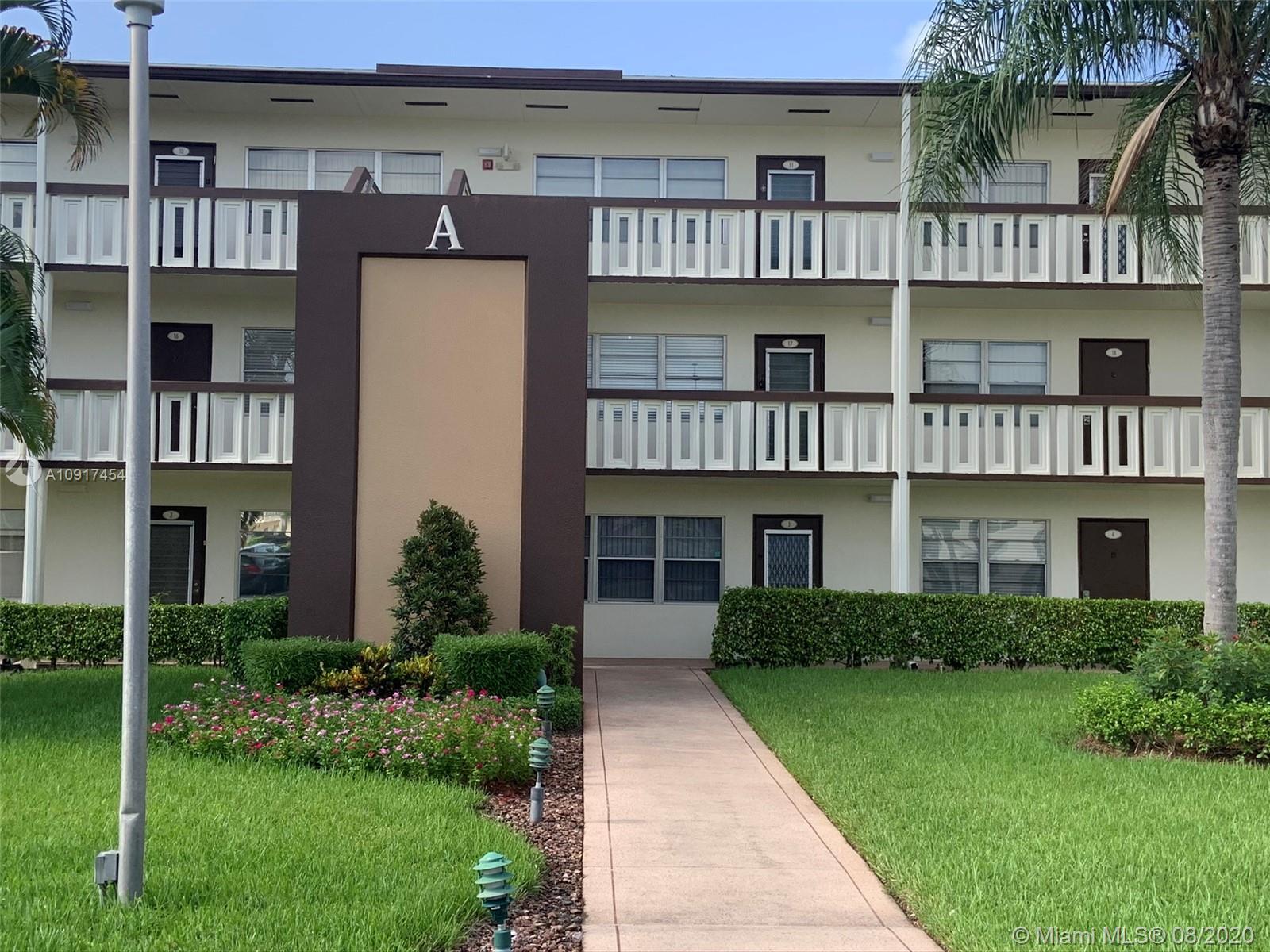 31 Suffolk A, Unit 31 Boca Raton, FL 33434 - Photo 1 of 21