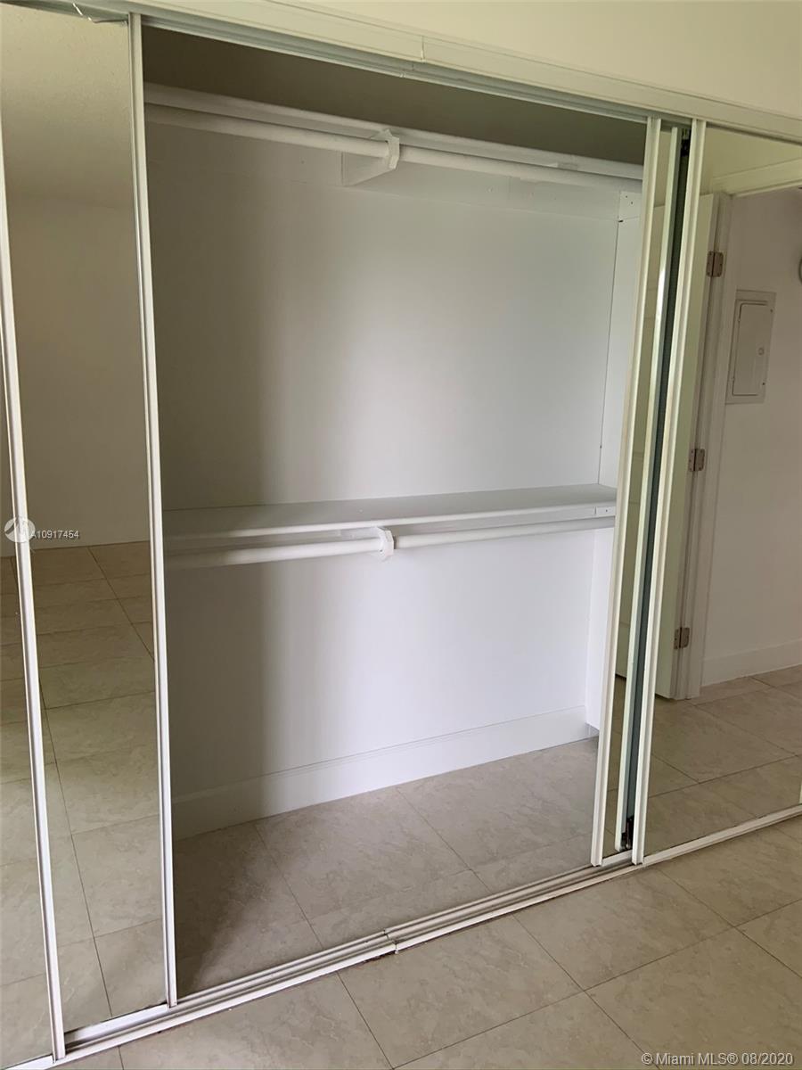 31 Suffolk A, Unit 31 Boca Raton, FL 33434 - Photo 14 of 21