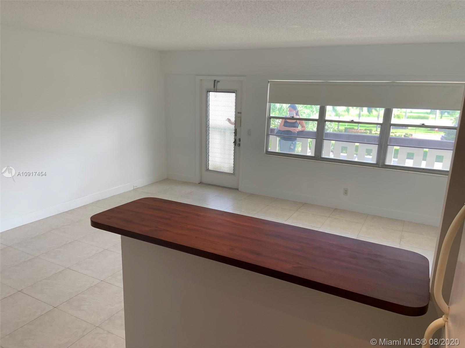 31 Suffolk A, Unit 31 Boca Raton, FL 33434 - Photo 6 of 21