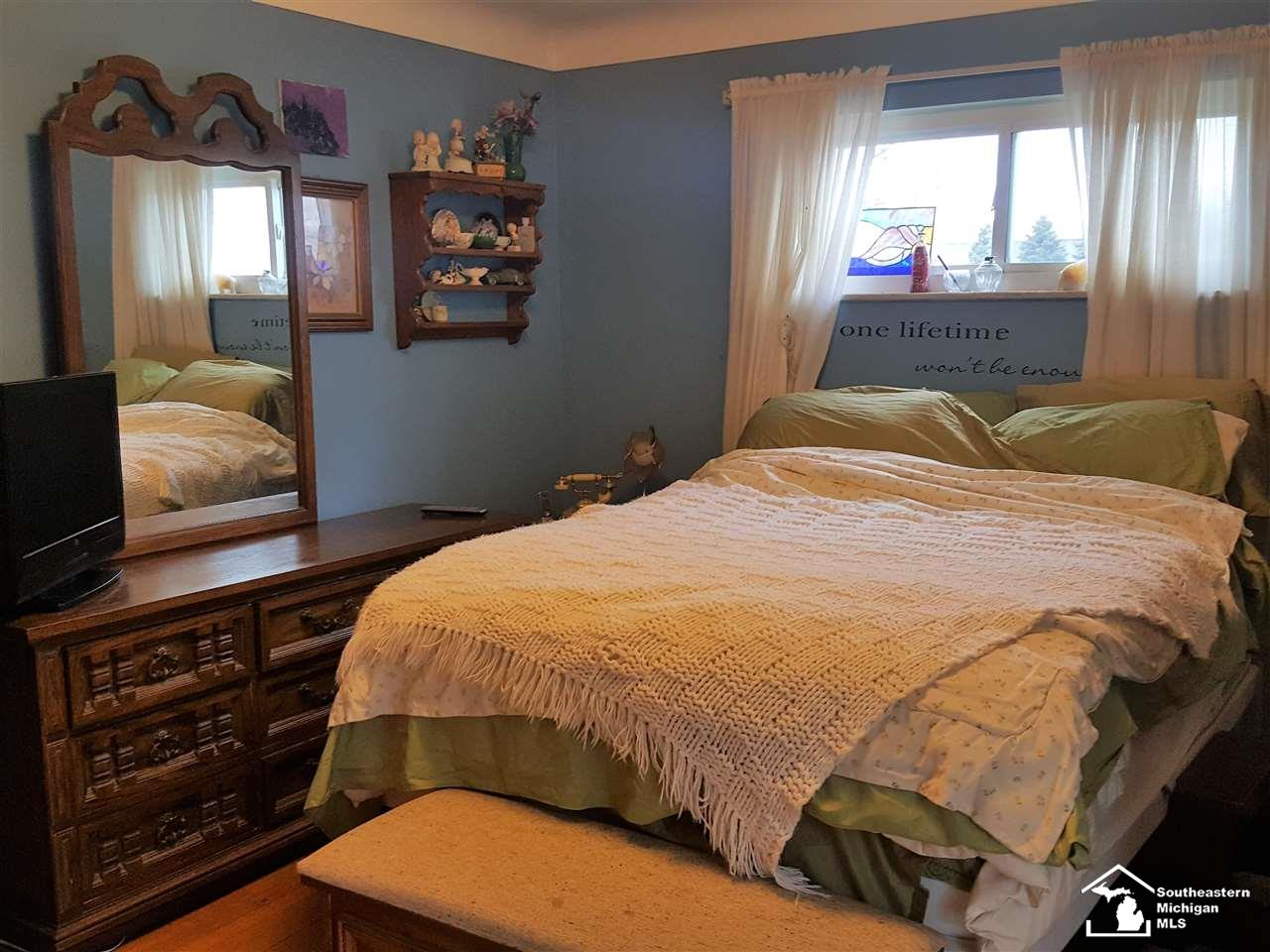 4455 Section Road Ottawa Lake, MI 49267 - Photo 9 of 24 Bedroom