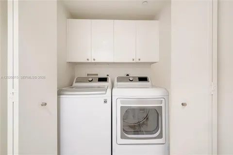 $5,900 | 901 Brickell Key Boulevard, Unit 609, Miami, FL 33131