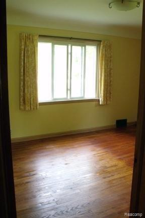 4284 Lapeer Road Port Huron, MI 48060 - Photo 8 of 16 Bedroom 1