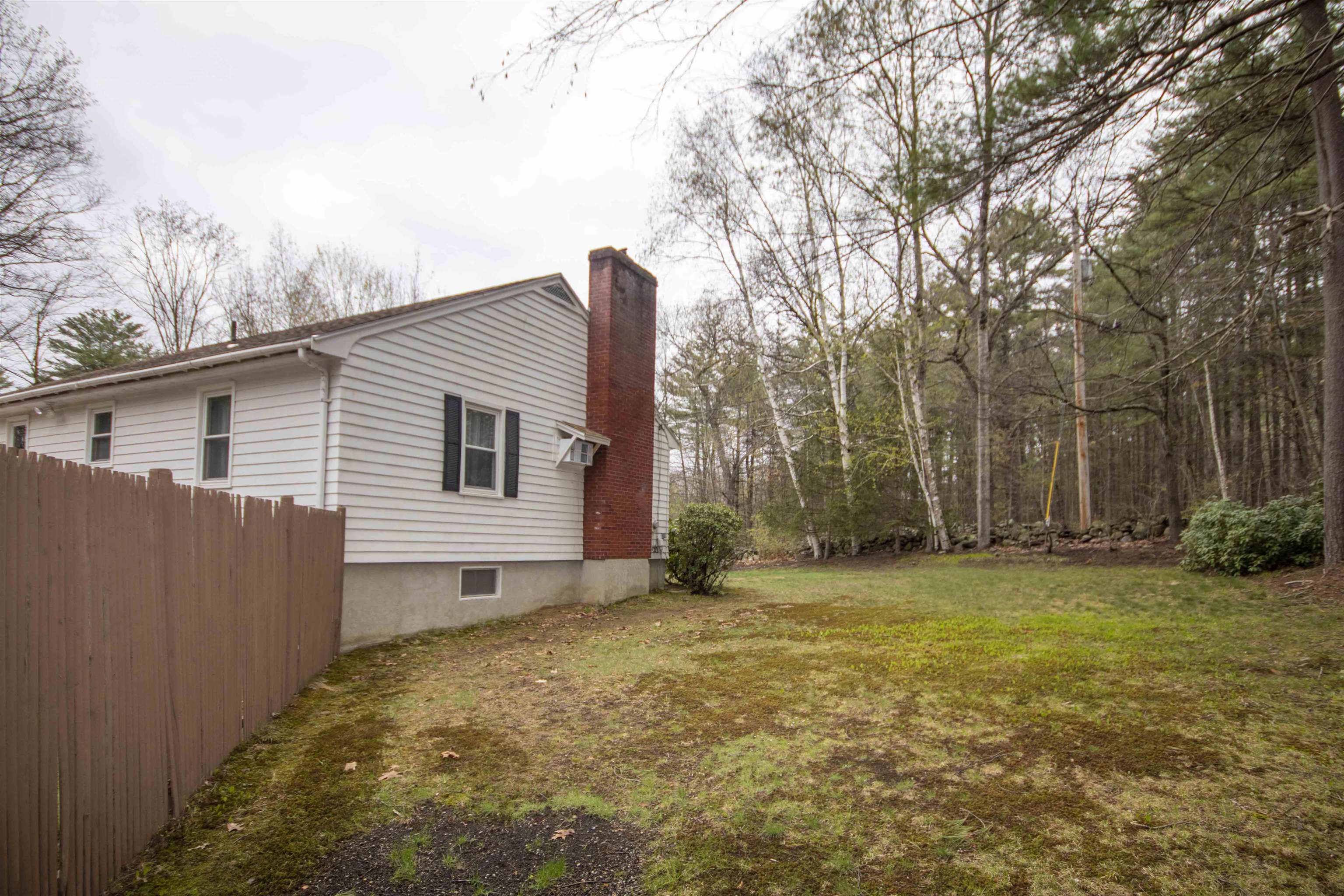 17 Gulf Road Derry, NH 03038 - Photo 20 of 26