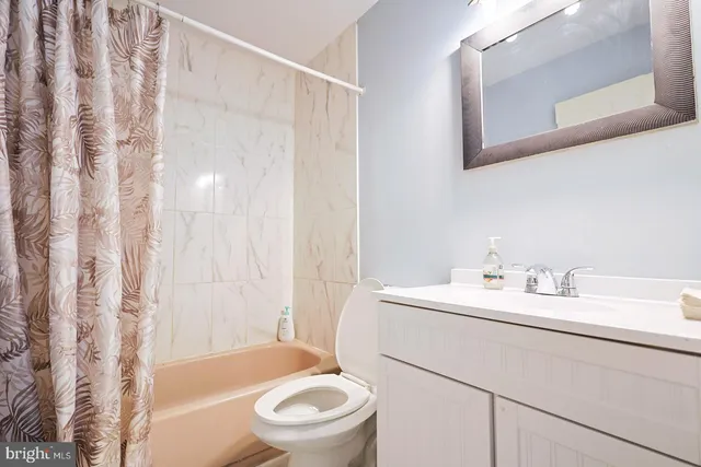 $300,000 | 2 South St George Terrace, Bear, DE 19701