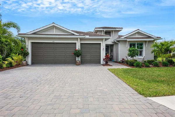 $975,000 | 617 Mistiflower Circle, Nokomis, FL 34275