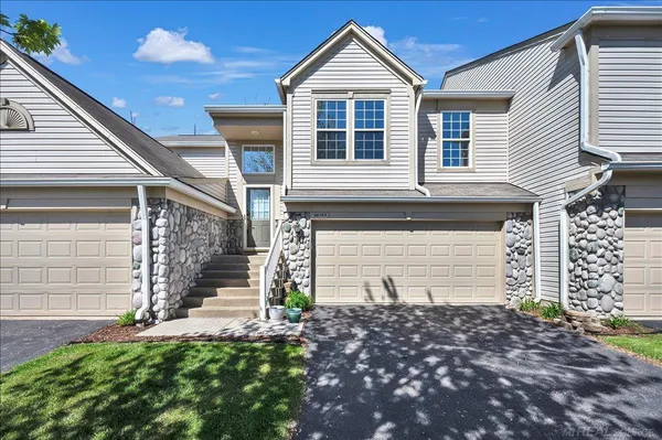 $235,000 | 26782 Kirkway Circle, Unit 48, Woodhaven, MI 48183