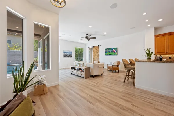 $1,040,000 | 7 Hillcrest Drive, Palm Desert, CA 92260