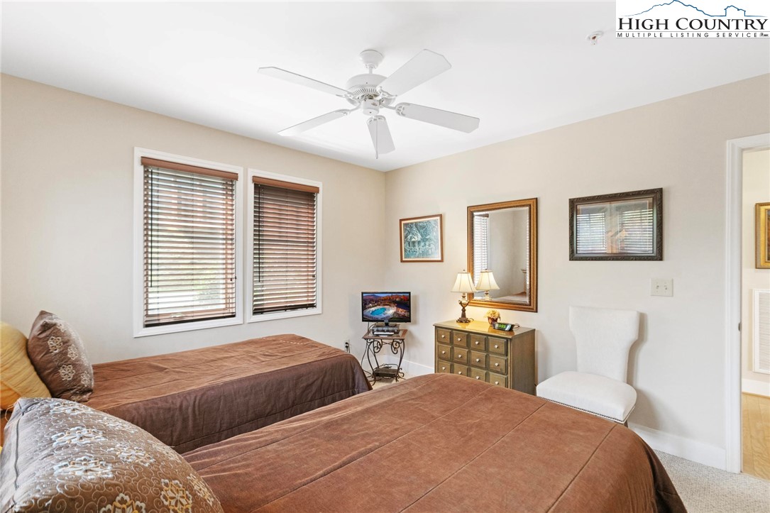 942 Ridge Haven Parkway, Unit R1222 Banner Elk, NC 28604 - Photo 28 of 43 Gallery Image 28