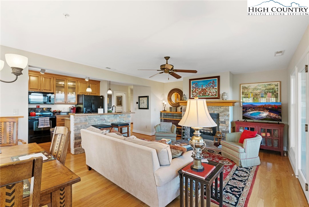 942 Ridge Haven Parkway, Unit R1222 Banner Elk, NC 28604 - Photo 6 of 43 Gallery Image 6
