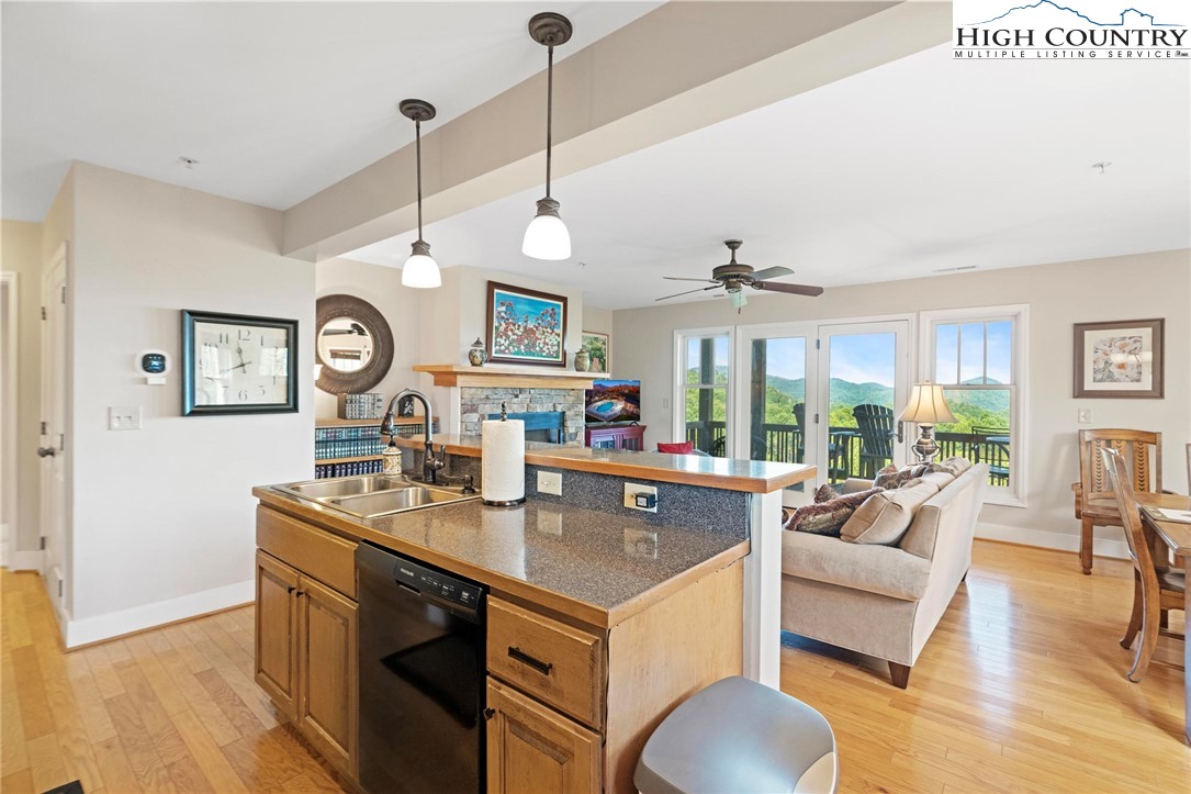 942 Ridge Haven Parkway, Unit R1222 Banner Elk, NC 28604 - Photo 8 of 43 Gallery Image 8
