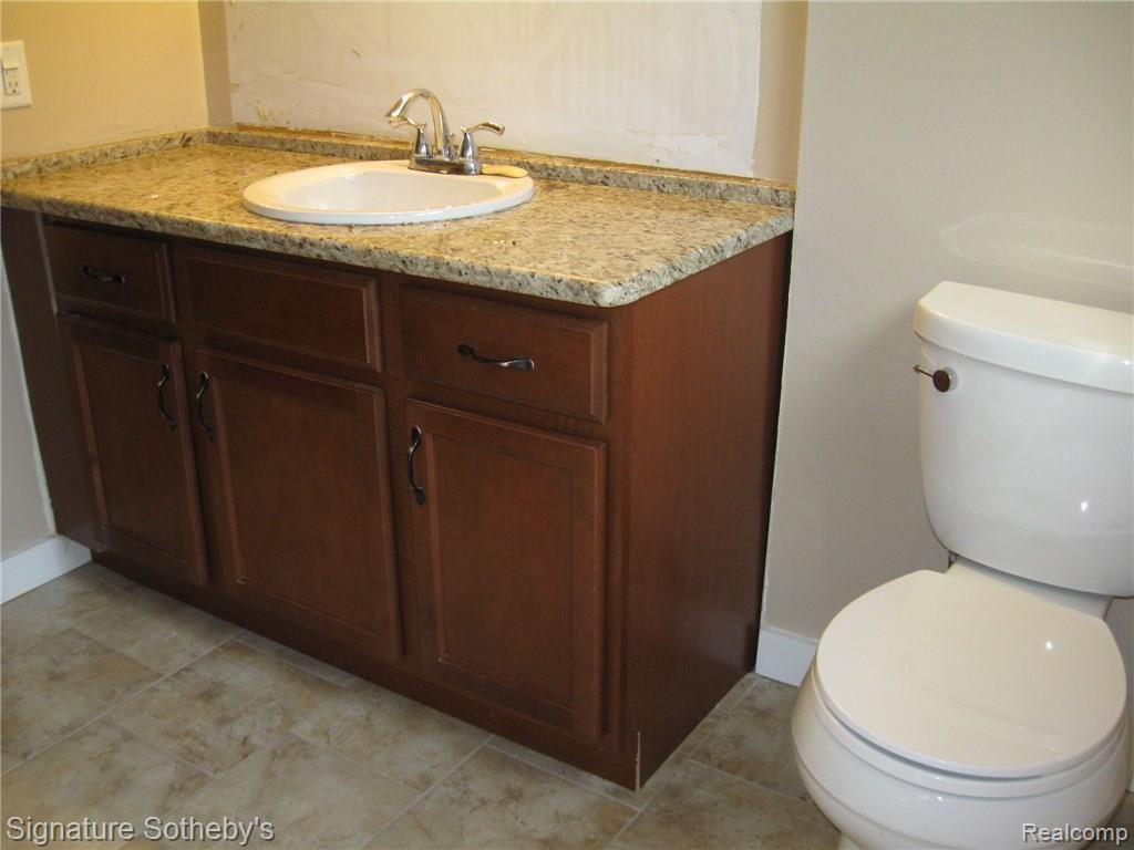 26305 West Seven Mile Road, Unit 105 Redford, MI 48240 - Photo 18 of 22