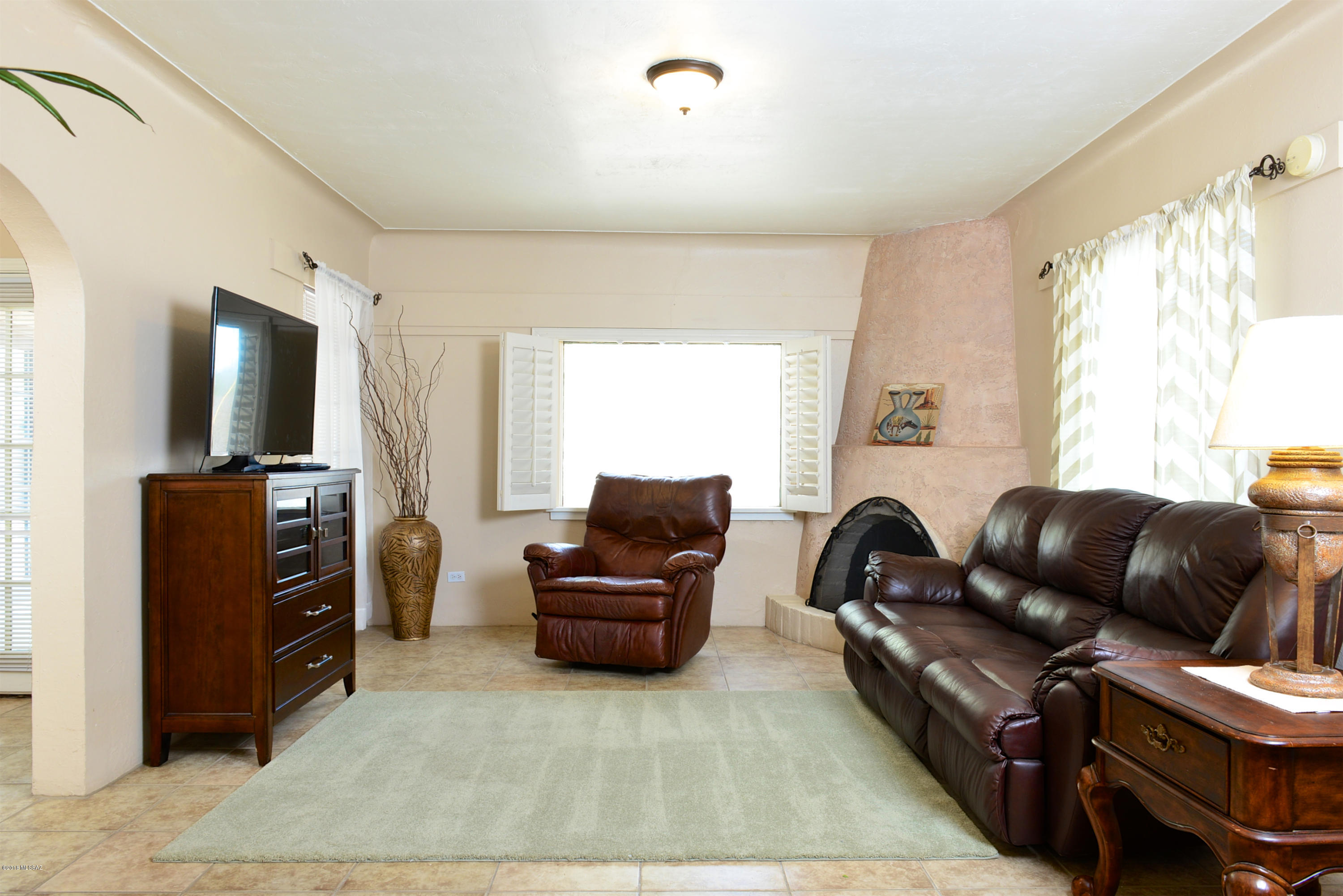 1530 West Wetmore Road, Unit 1 & 2 Tucson, AZ 85705 - Photo 5 of 40 Gallery Image 5