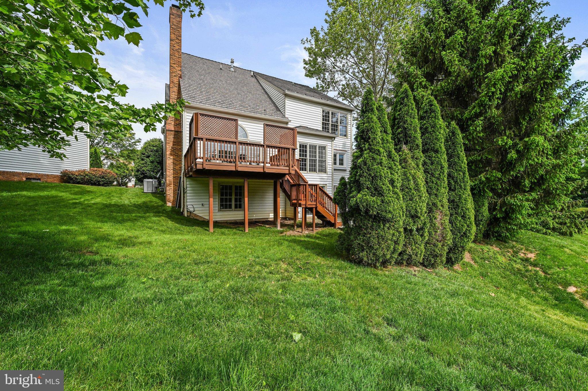 9700 Hidden Valley Road Vienna, VA 22181 - Photo 34 of 36 View of backyard