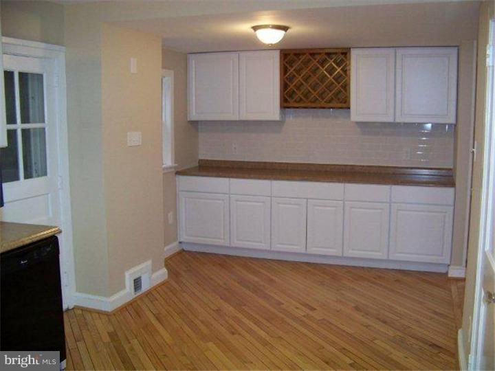 209 Signal Road Drexel Hill, PA 19026 - Photo 3 of 14