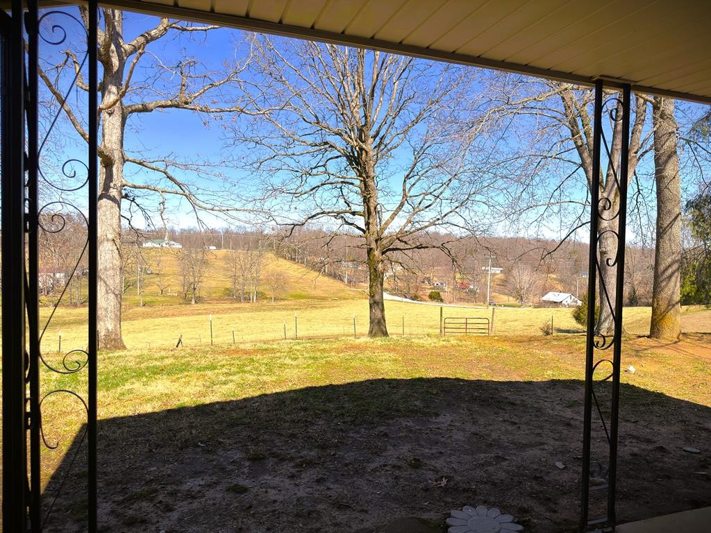 1152 Dogwalk Road Monroe, TN 38573 - Photo 11 of 91