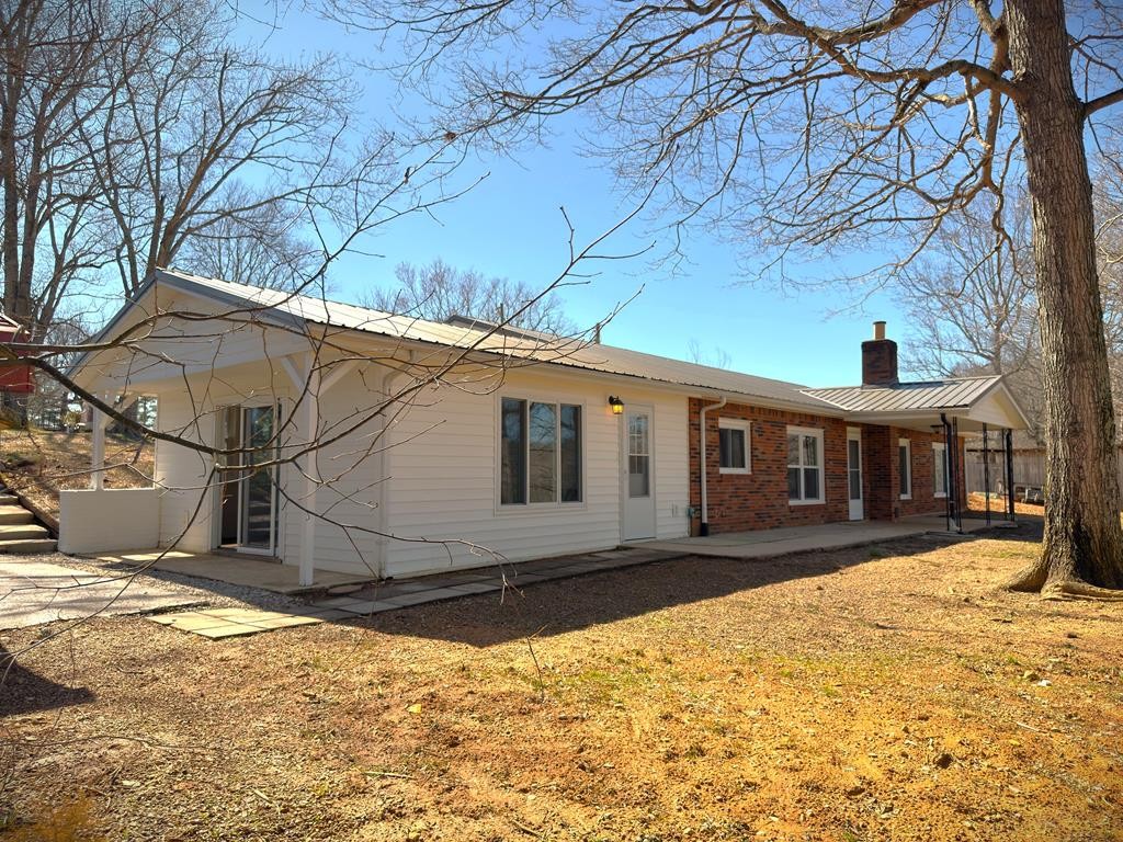 1152 Dogwalk Road Monroe, TN 38573 - Photo 2 of 91