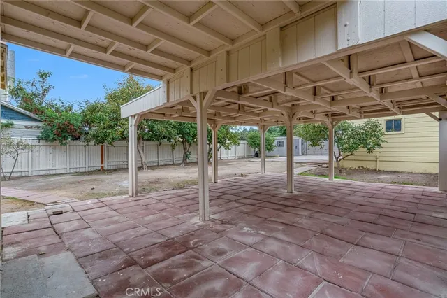 $699,000 | 520 East 8th Street, Corona, CA 92879