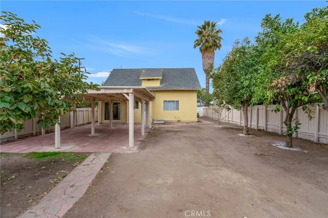 $699,000 | 520 East 8th Street, Corona, CA 92879