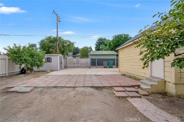 $699,000 | 520 East 8th Street, Corona, CA 92879