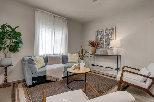 $699,000 | 520 East 8th Street, Corona, CA 92879