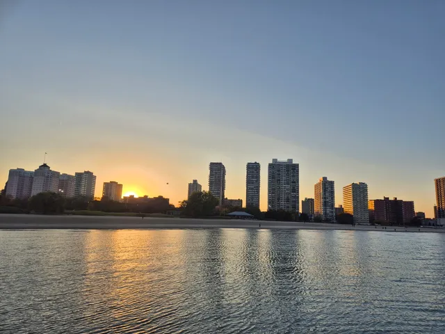 $214,900 | 5757 North Sheridan Road, Unit 3J, Chicago, IL 60660