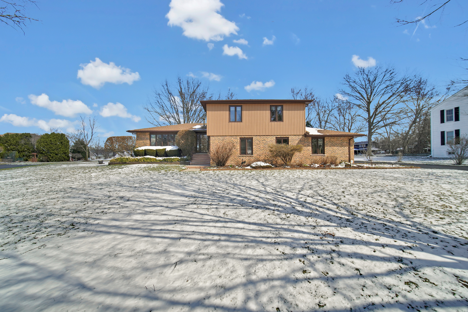 900 St Andrews Way Frankfort, IL 60423 - Photo 1 of 22 a view of a yard with a house