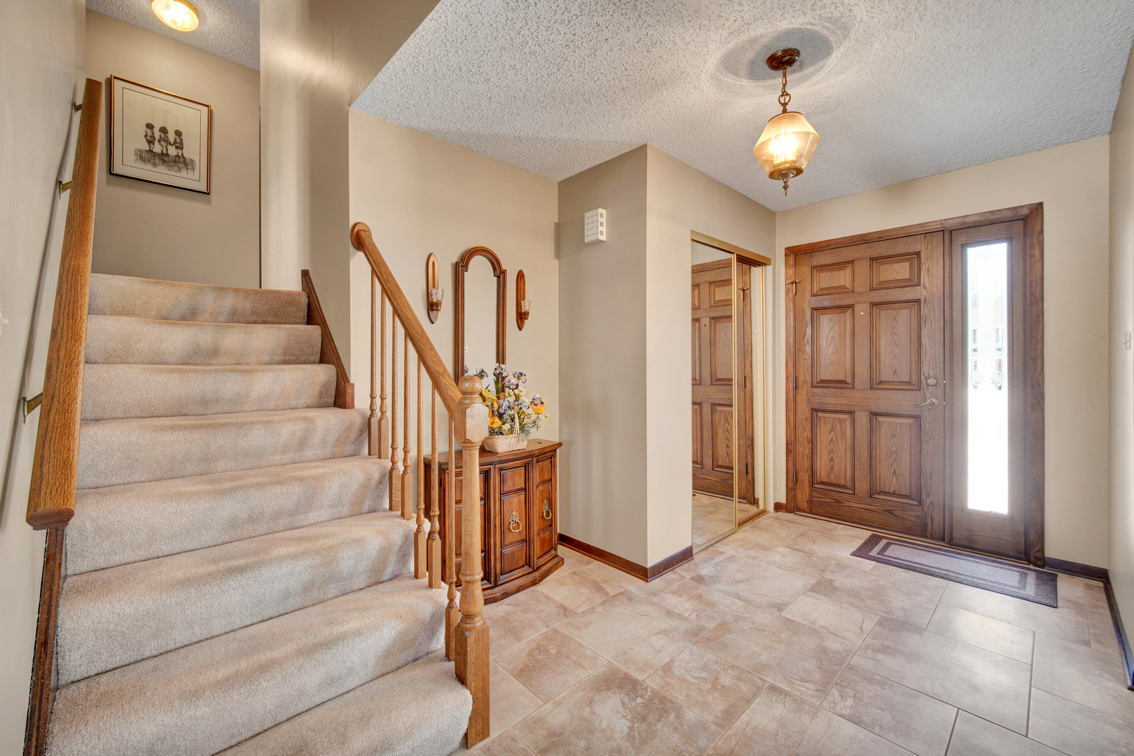 900 St Andrews Way Frankfort, IL 60423 - Photo 3 of 22 a view of an entryway with front door