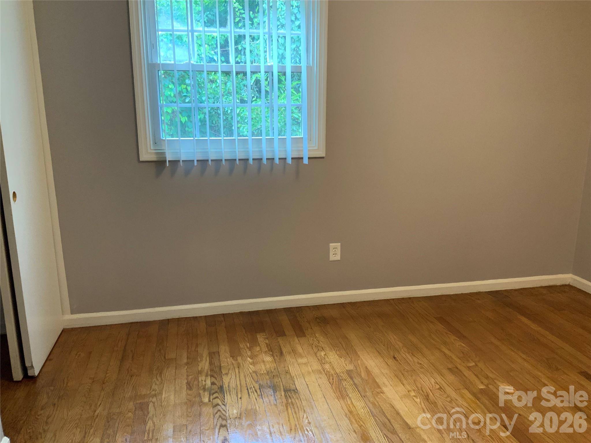 44 Rathfarnham Road Asheville, NC 28803 - Photo 24 of 38