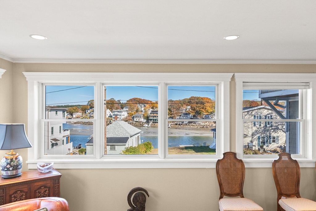 19 Riverside Road Gloucester, MA 01930 - Photo 11 of 39 Gallery Image 11