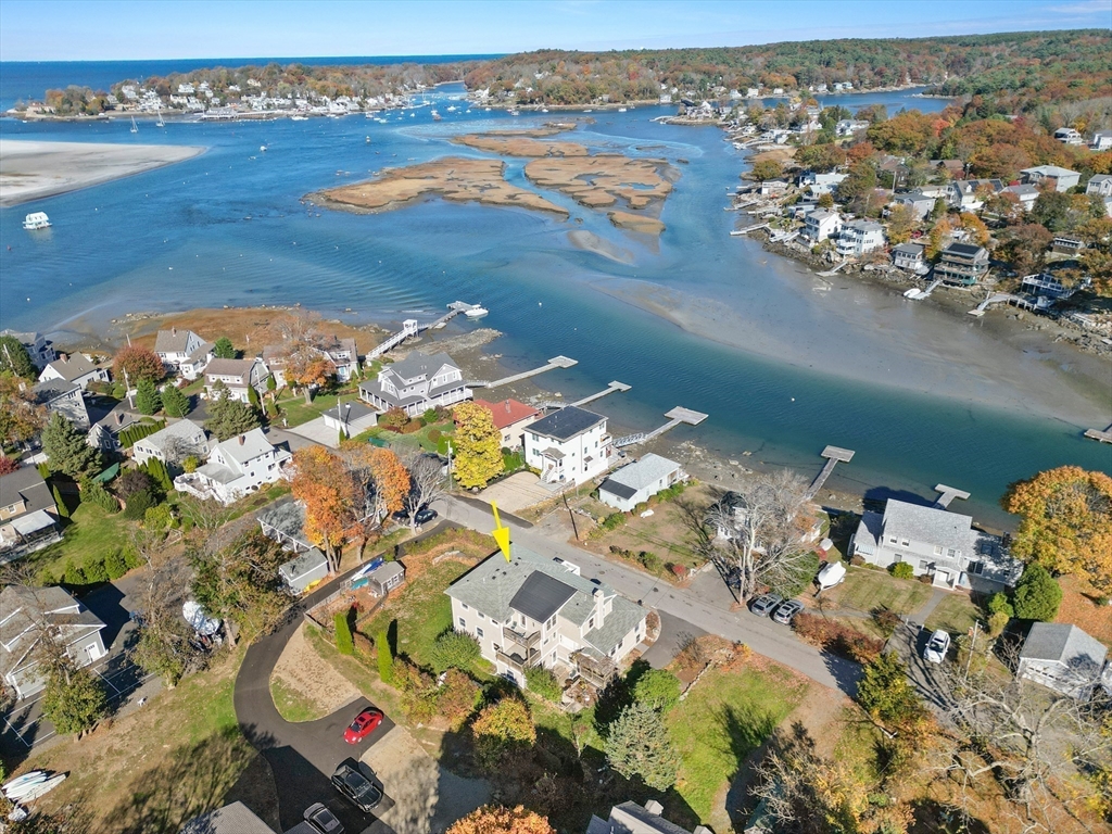 19 Riverside Road Gloucester, MA 01930 - Photo 3 of 39 Gallery Image 3