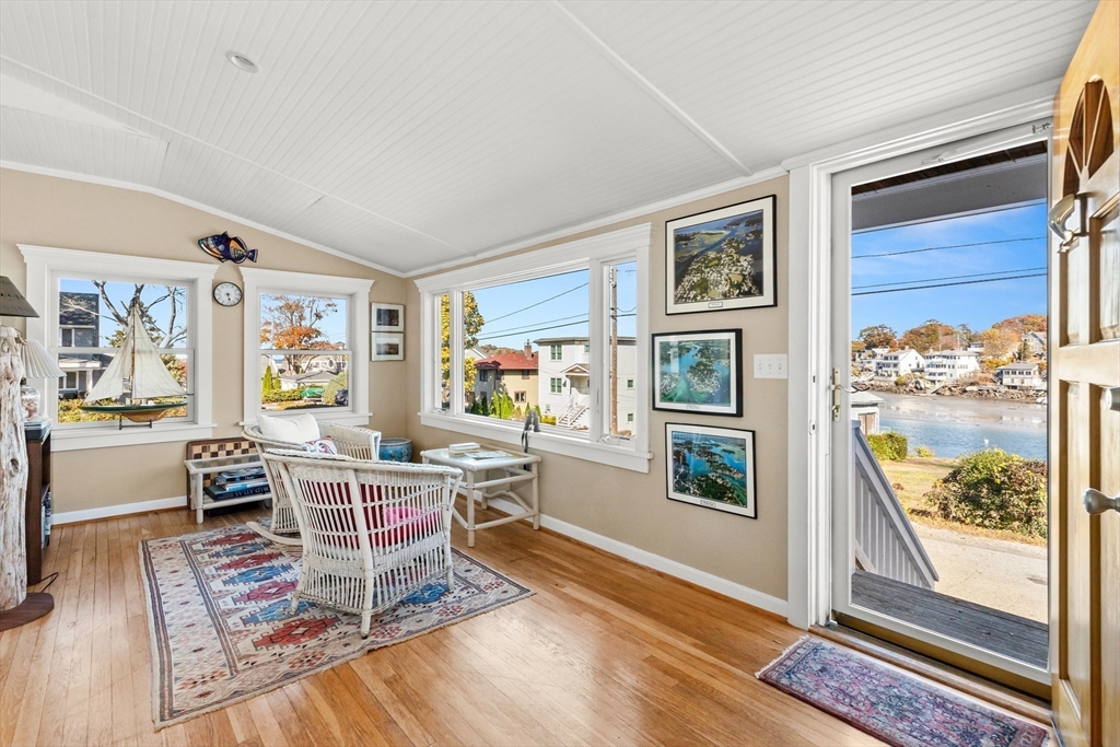 19 Riverside Road Gloucester, MA 01930 - Photo 5 of 39 Gallery Image 5