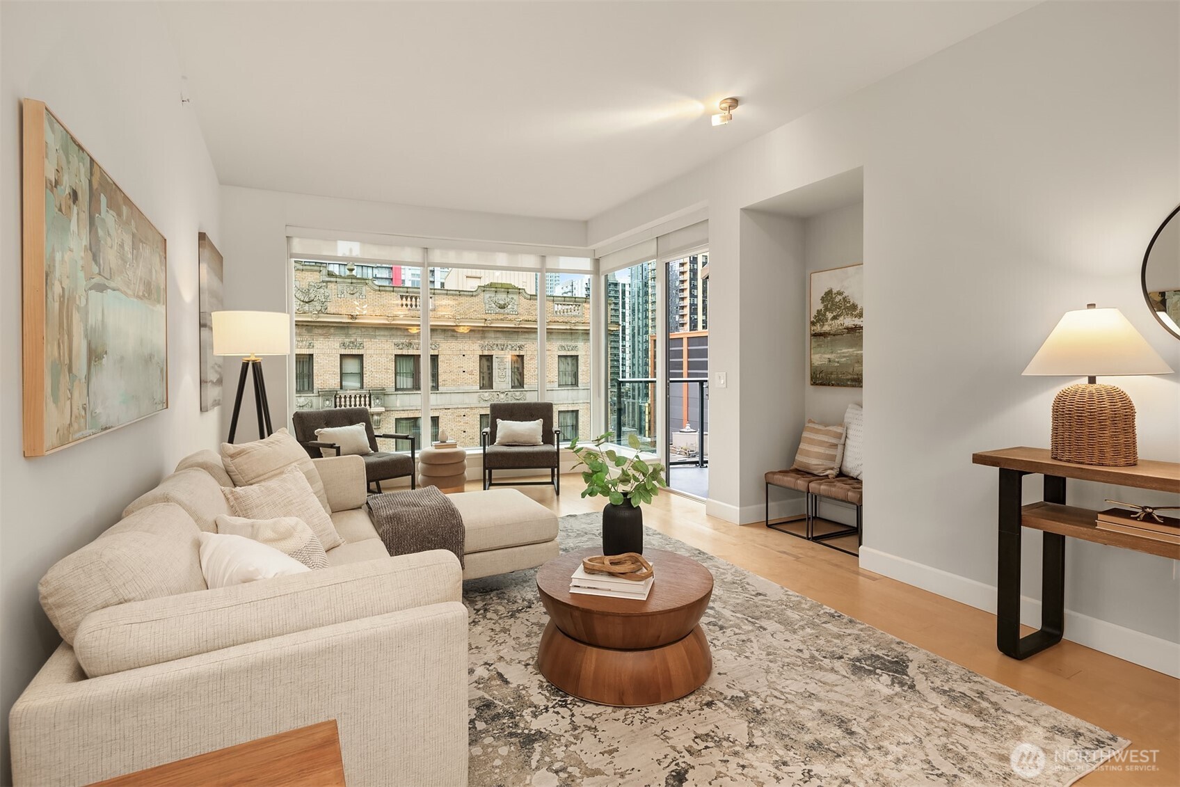 1920 4th Avenue, Unit 812 Seattle, WA 98101 - Photo 11 of 39