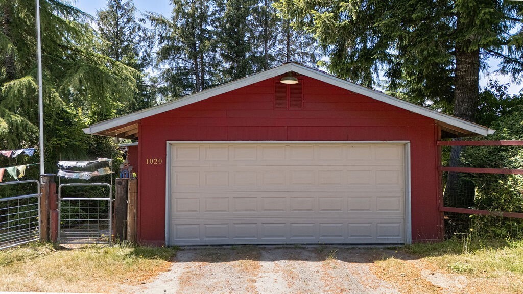1020 Chuckhole Way Forks, WA 98331 - Photo 32 of 38
