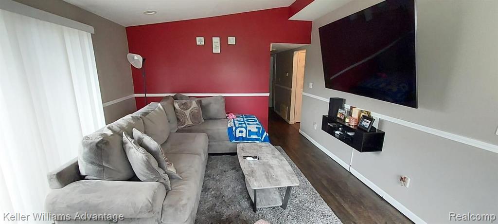 29545 Fairfax Street Southfield, MI 48076 - Photo 17 of 18
