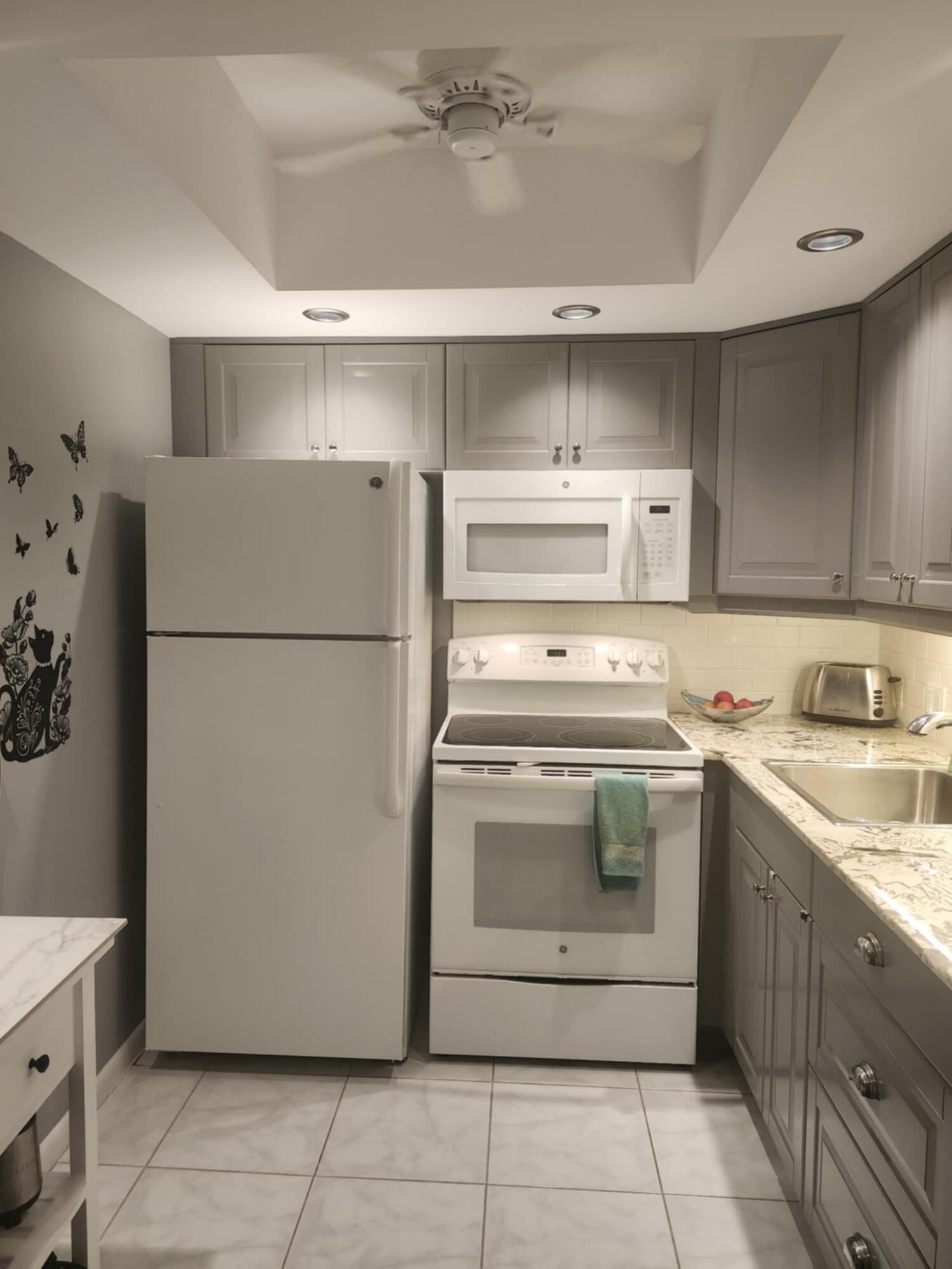372 Dorset I, Unit 372I Boca Raton, FL 33434 - Photo 10 of 22 2025-02-09 the 372 Dorset I CVW, 19