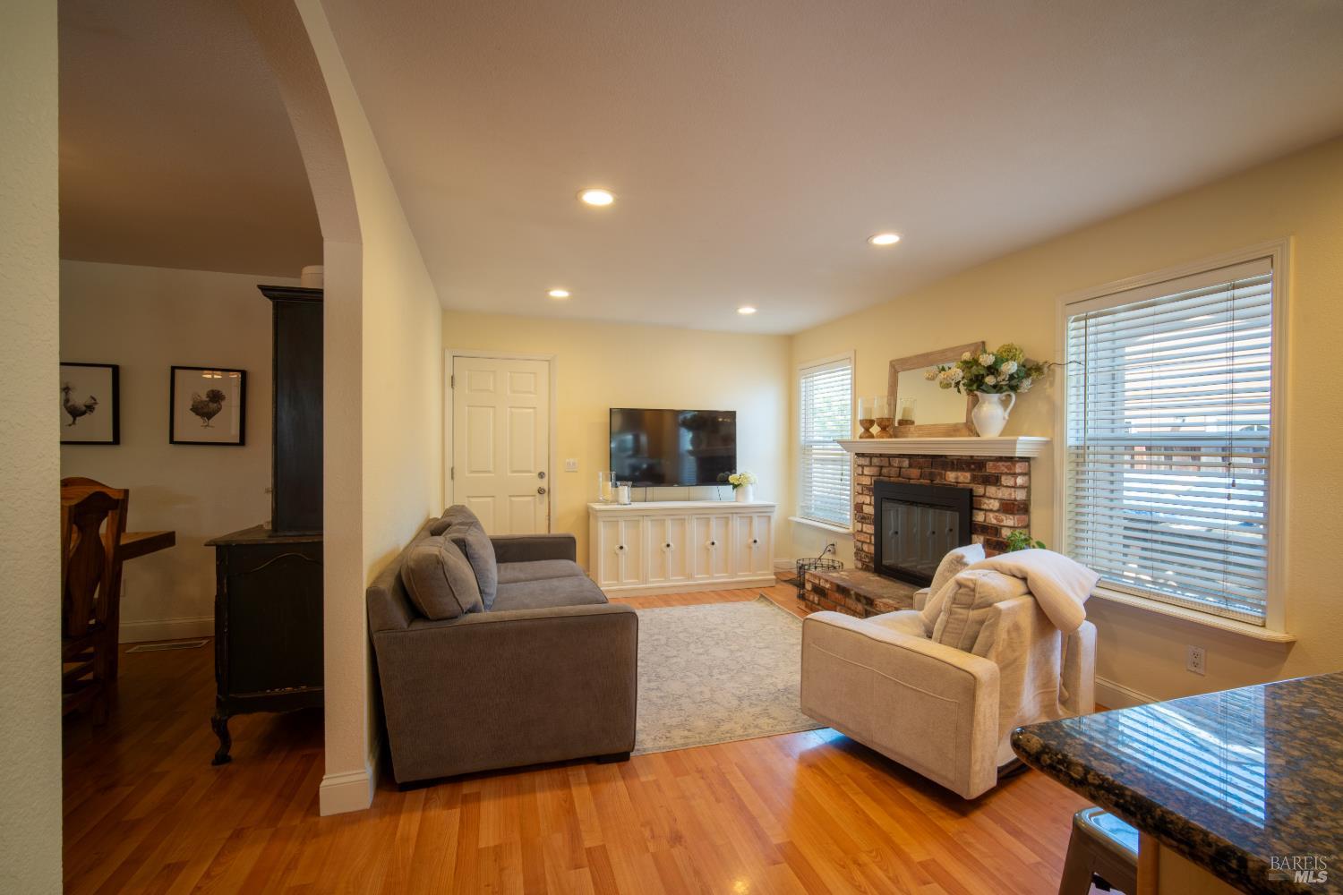 1119 Santa Cruz Way Rohnert Park, CA 94928 - Photo 5 of 50 Gallery Image 5