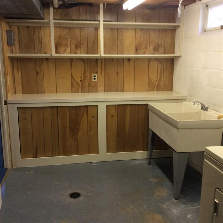 1 Winchester Road Indiana, PA 15701 - Photo 14 of 15 Laundry / Mud Room