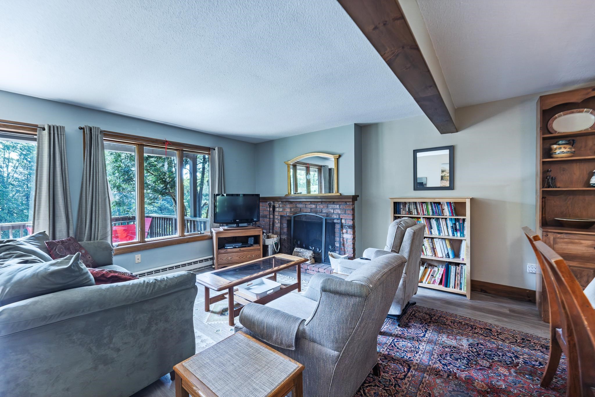 394 Lyman Batcheller Road, Unit 2B Hartford, VT 05059 - Photo 11 of 31