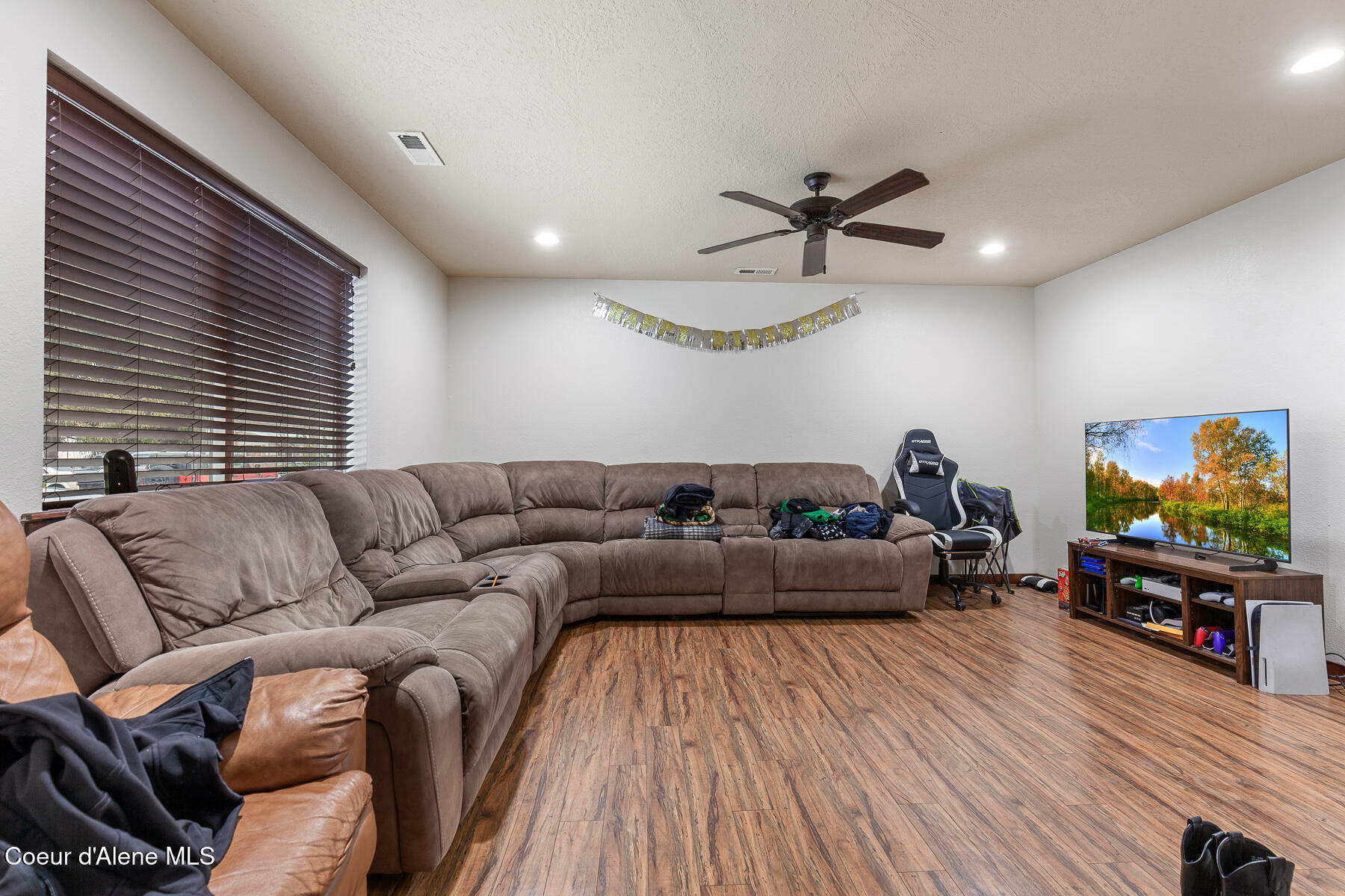 1606 North Catherine Street Post Falls, ID 83854 - Photo 17 of 29 Living Room