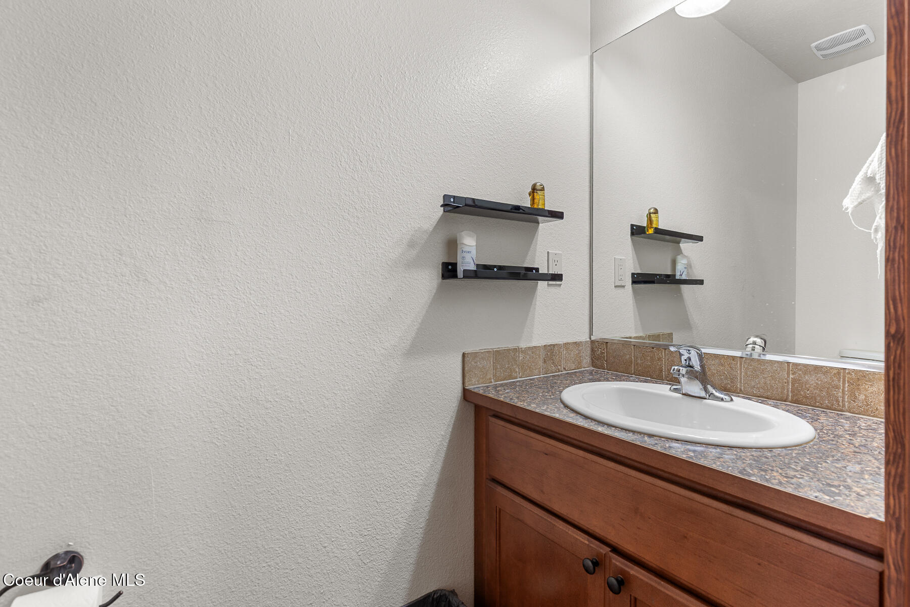 1606 North Catherine Street Post Falls, ID 83854 - Photo 23 of 29 Half Bath - Main Level