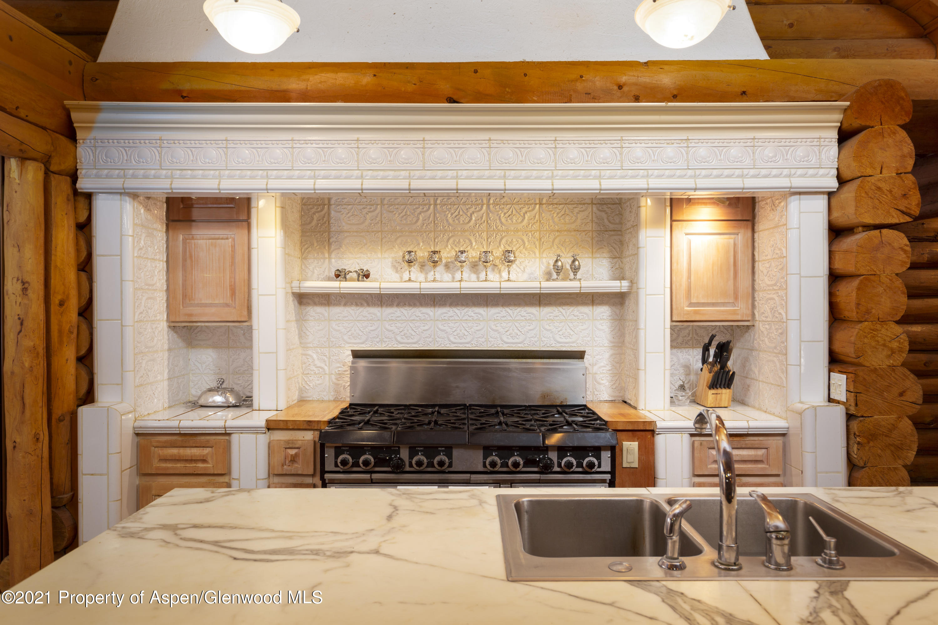 1305 Red Butte Drive Aspen, CO 81611 - Photo 8 of 22 Kitchen 2