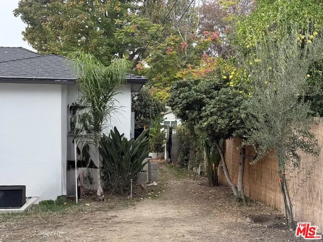 $2,499,000 | 2646 Westwood Boulevard, Los Angeles, CA 90064