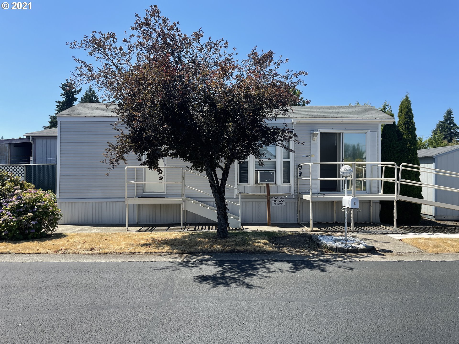 a house view with a outdoor space