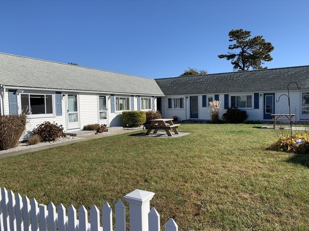 174 Captain Chase Road, Unit 4 Dennis, MA 02639 - Photo 2 of 18