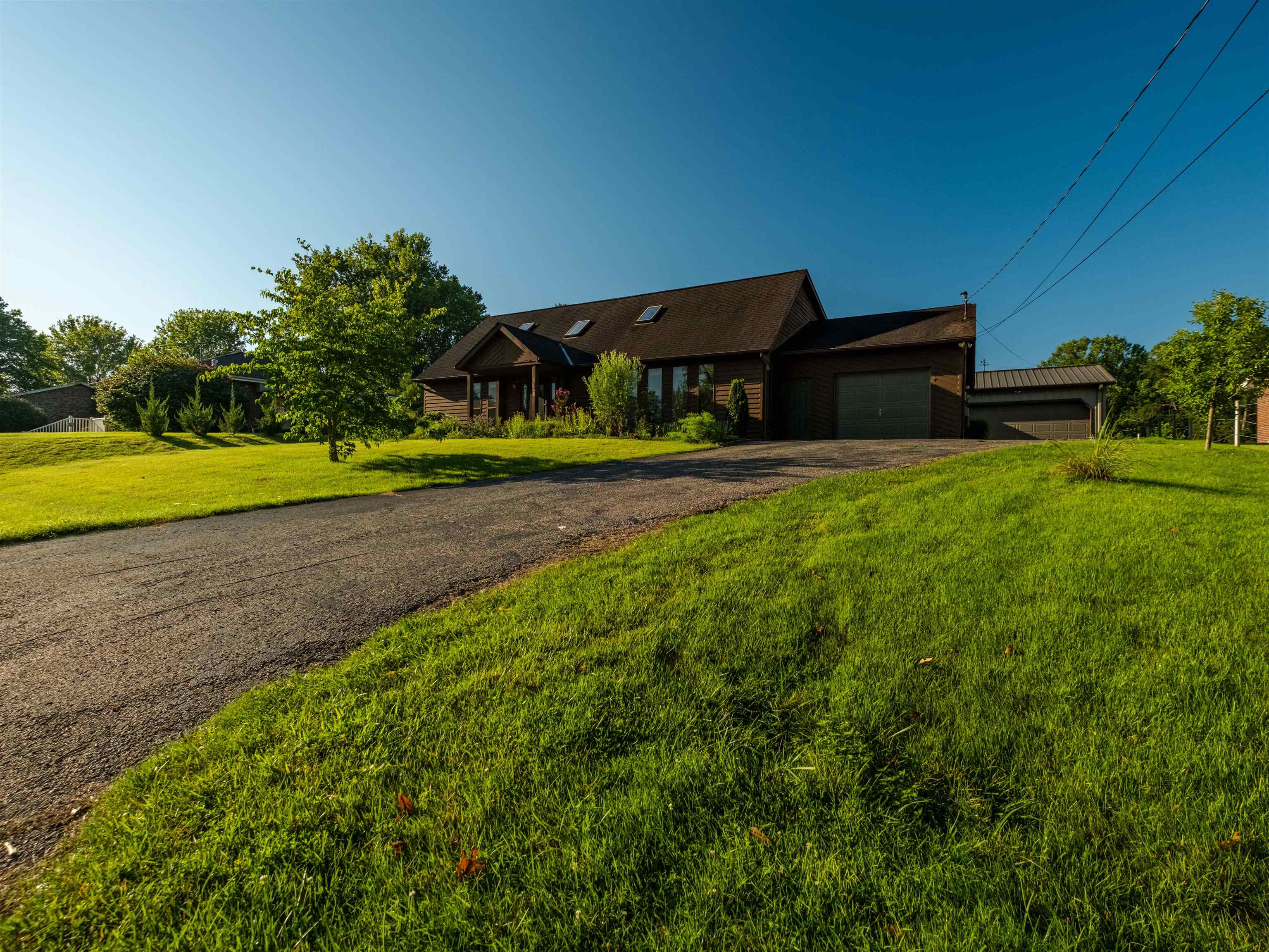 554 Hollow Road Ona, WV 25545 - Photo 3 of 31 Gallery Image 3