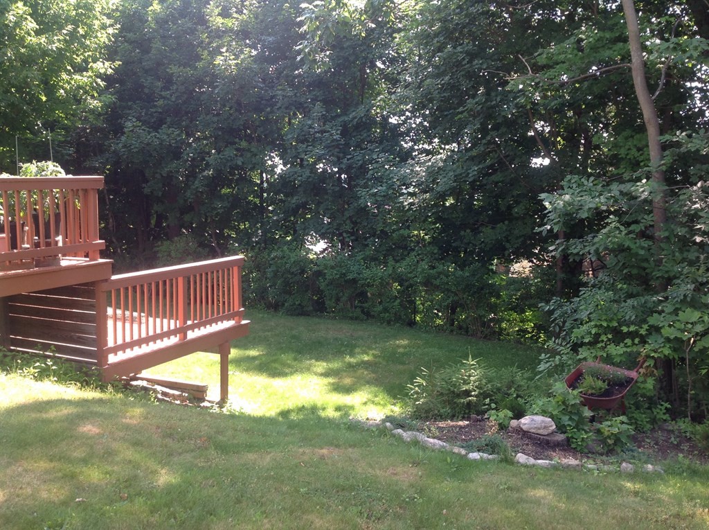 10 Cheyenne Road Worcester, MA 01606 - Photo 6 of 27 Gallery Image 6