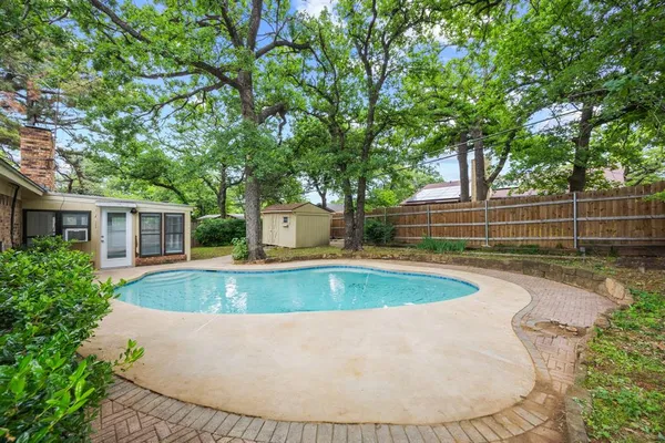 $2,500 | 1509 Terbet Lane, Fort Worth, TX 76112