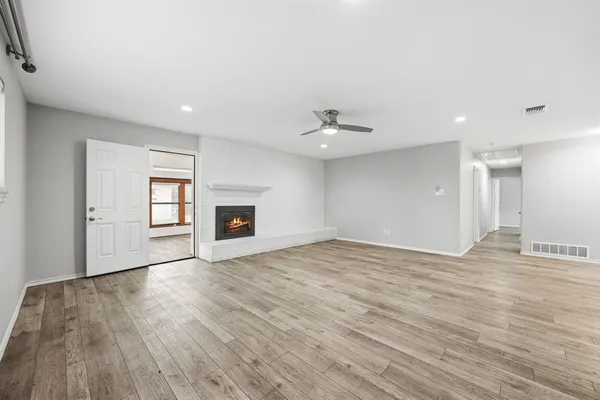 $2,500 | 1509 Terbet Lane, Fort Worth, TX 76112